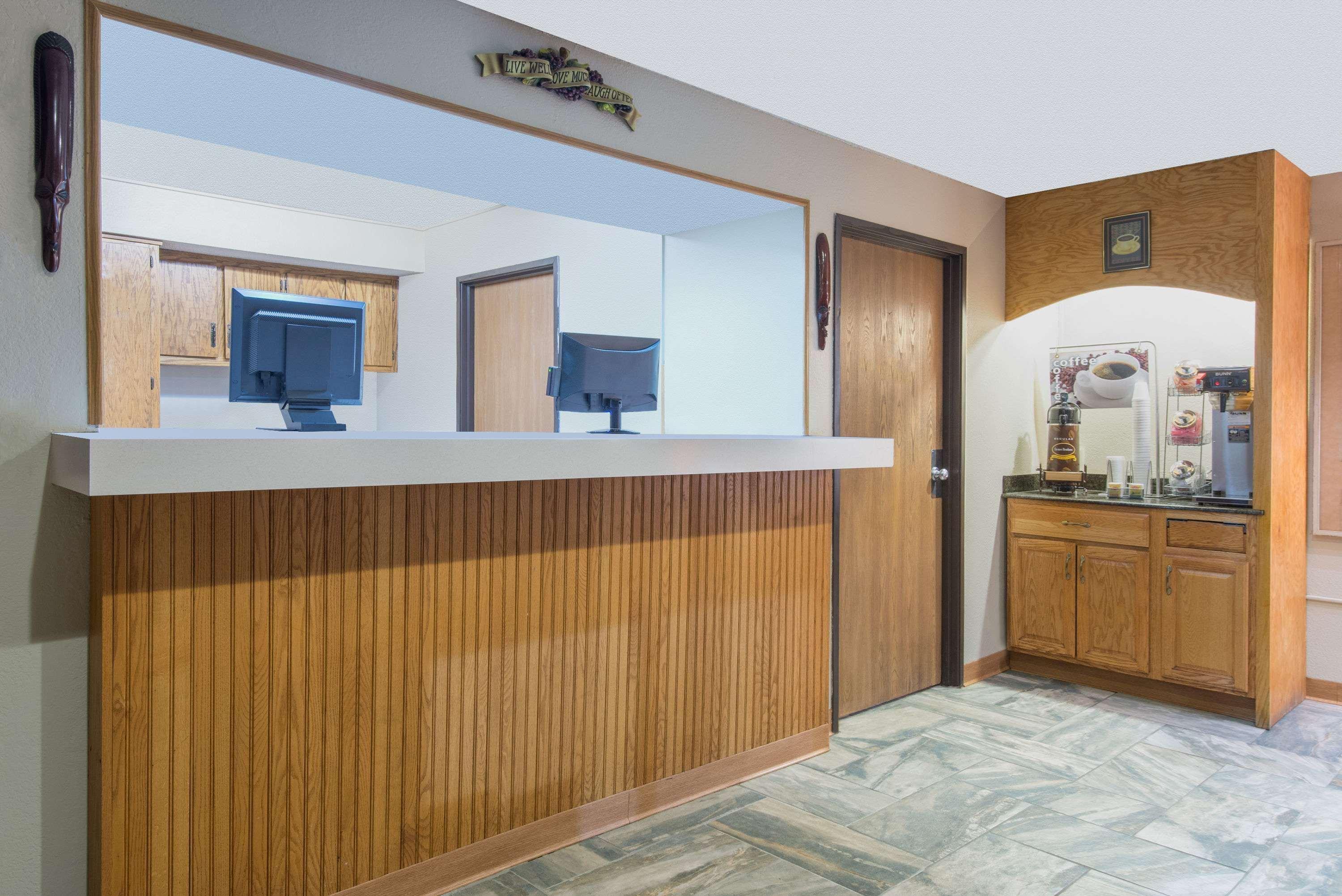 Super 8 By Wyndham Youngstown/Austintown Экстерьер фото